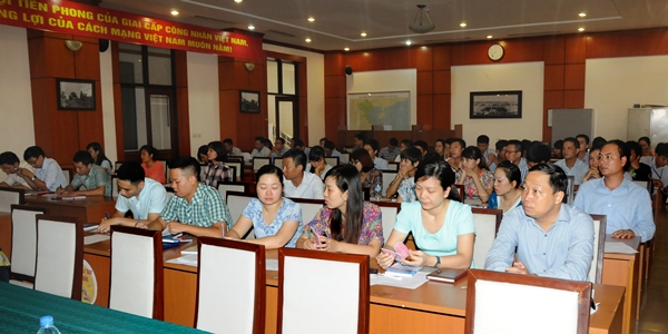 Đảng bộ Tổng công ty Quản lý bay Việt Nam khai giảng lớp đối tượng kết nạp Đảng năm 2015.